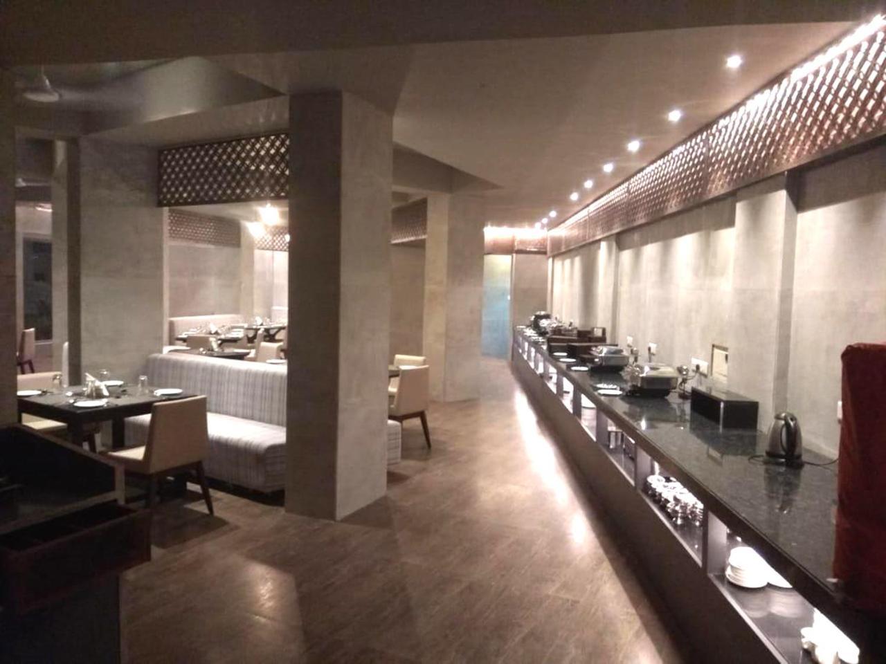 Sinclairs Bayview Hotel Порт Блеър Екстериор снимка